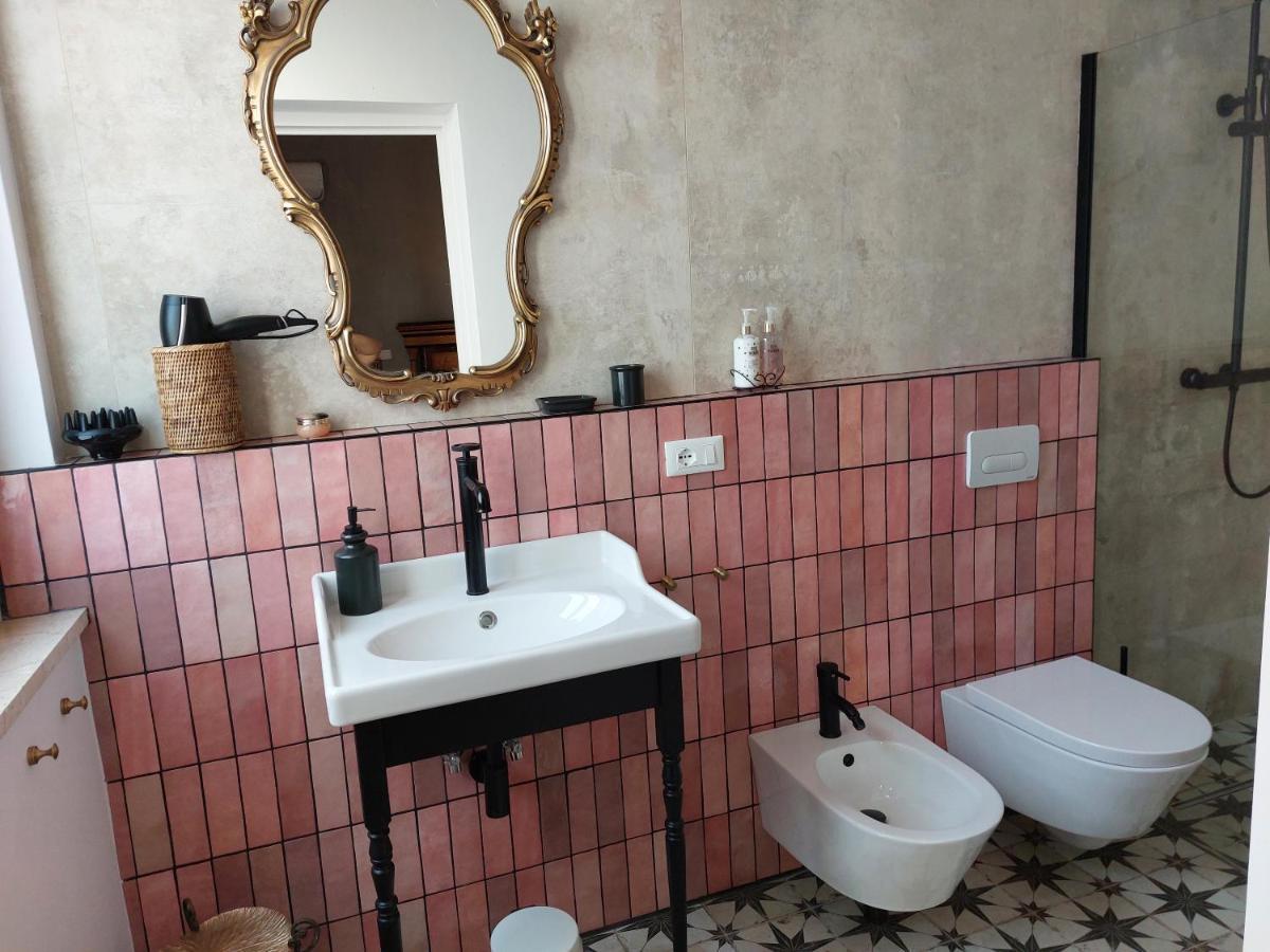 Bed And Breakfast La Pecora Rosa Sant'Omero Eksteriør billede